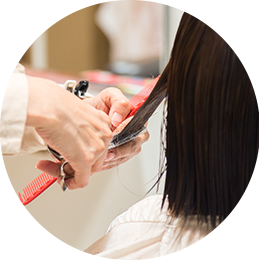 ヘアサロンのついでに、まとめてケアしたい。